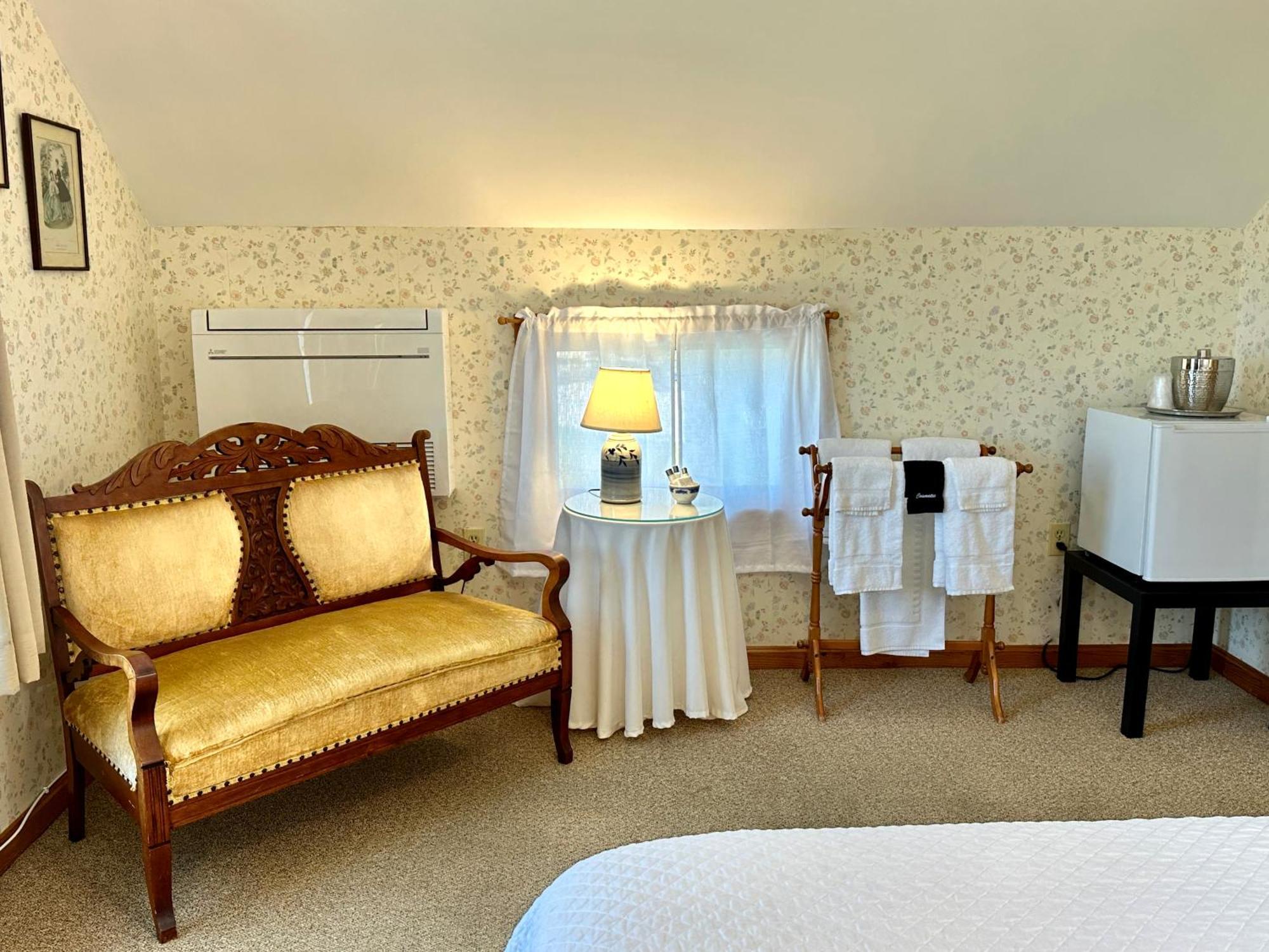 Rose Farm Inn นิวชอร์แฮม ภายนอก รูปภาพ